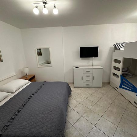 Apartment Biokovo Krvavica Bagian luar foto